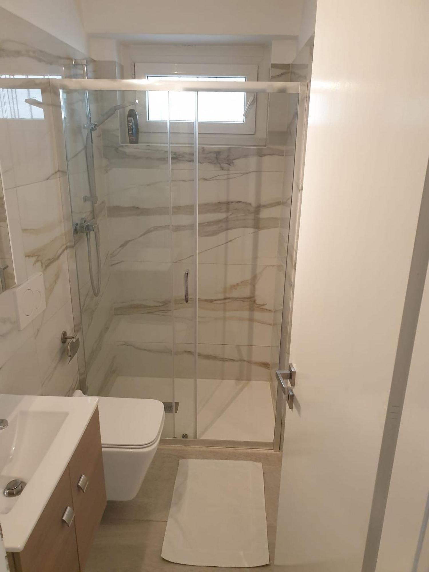 Lugano Lakeview Apartment With Self Check-In & Private Parking On Request Dış mekan fotoğraf